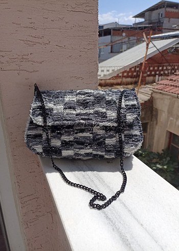 Gri Zincir Detaylı Kadın Çanta - Görsel 2