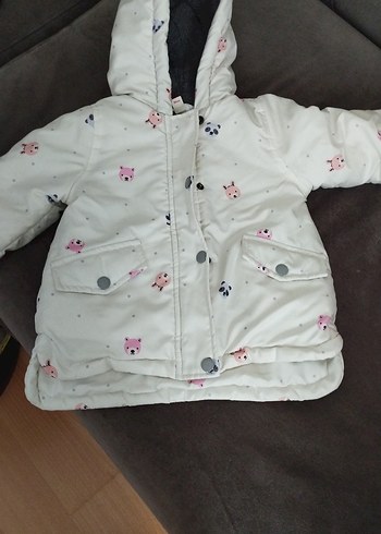 Düğmeli Kapüşonlu Kız Çocuk Beyaz Mont - Görsel 3