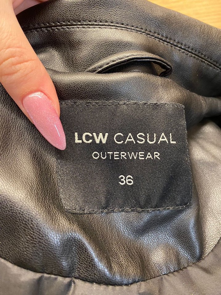 Kadın Siyah Deri Ceket LCW - Görsel 3