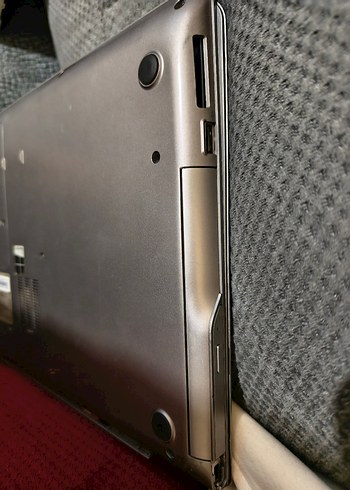 Samsung Laptop Windows 8 İşletim Sistemli - Görsel 7