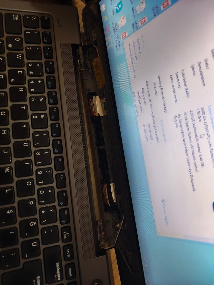 Samsung Laptop Windows 8 İşletim Sistemli - Görsel 2