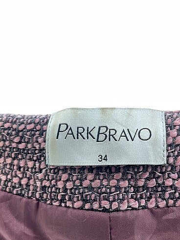 34 Beden çeşitli Renk Park Bravo Blazer %70 İndirimli.