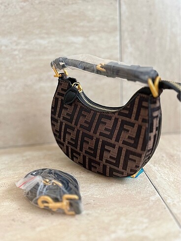 Fendi Çanta