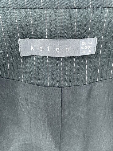 34 Beden siyah Renk Koton Blazer %70 İndirimli.