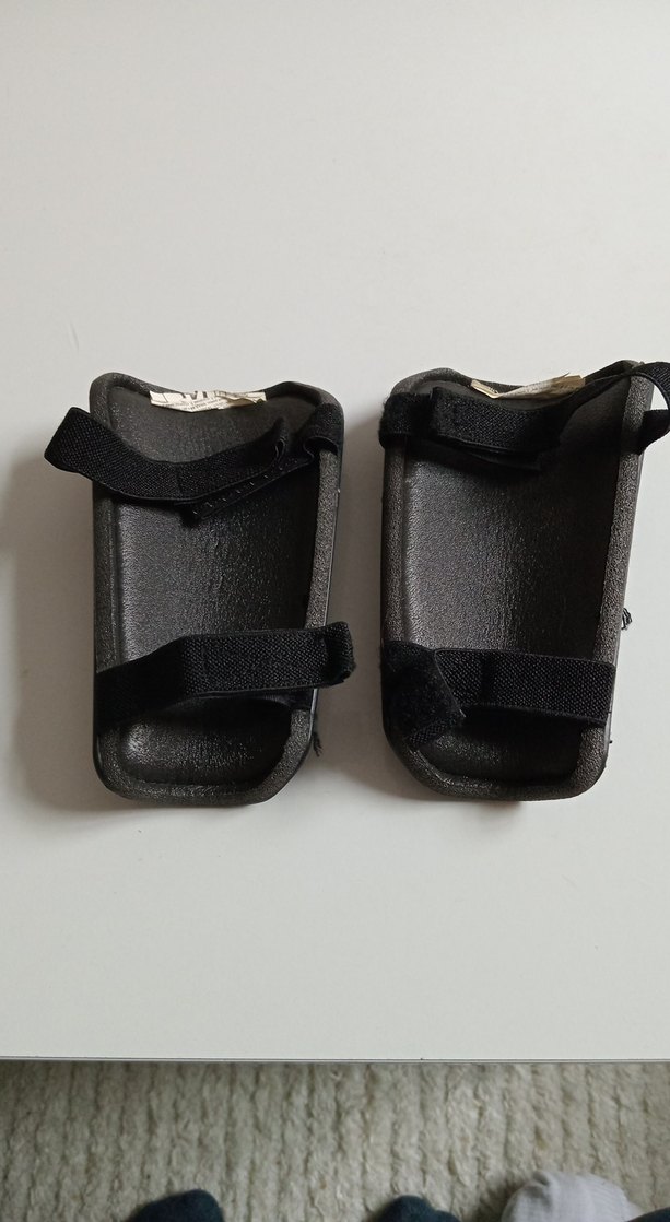 Siyah Lastik Motosiklet Diz Koruyucu - Görsel 2