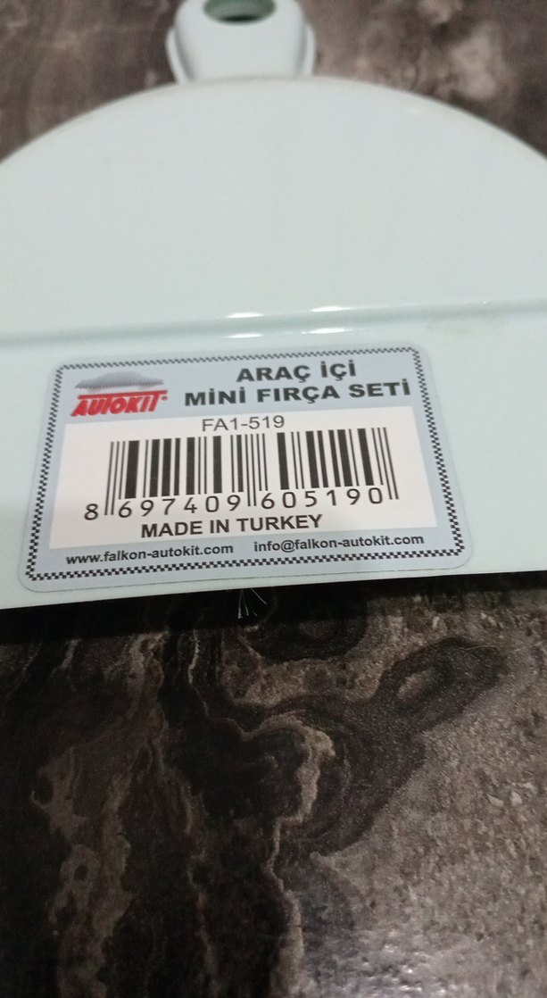 Beyaz yesil arac fircasi - Görsel 4