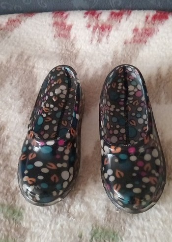 Kız cocugu icin renkli lastik ayakkabi 21 numara - Görsel 4