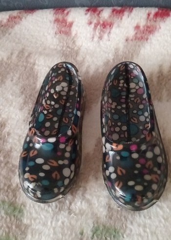 Kız cocugu icin renkli lastik ayakkabi 21 numara - Görsel 3