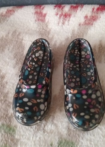 Kız cocugu icin renkli lastik ayakkabi 21 numara - Görsel 2