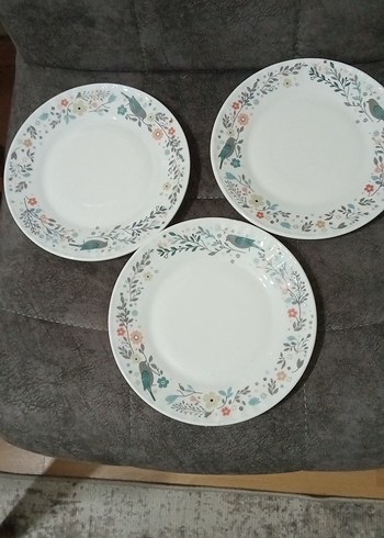 Çiçek ve Kuş Desenli 3 Beyaz Tabak - Görsel 2