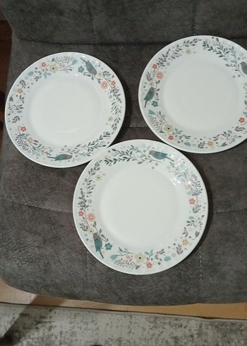 Çiçek ve Kuş Desenli 3 Beyaz Tabak - Görsel 3