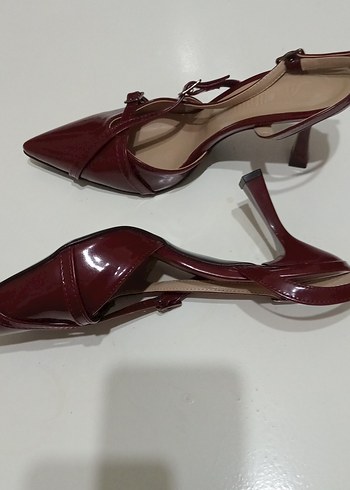 42 Beden Bordo Rugan Tokalı Stiletto