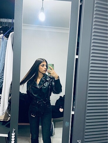 Siyah Deri Ceket