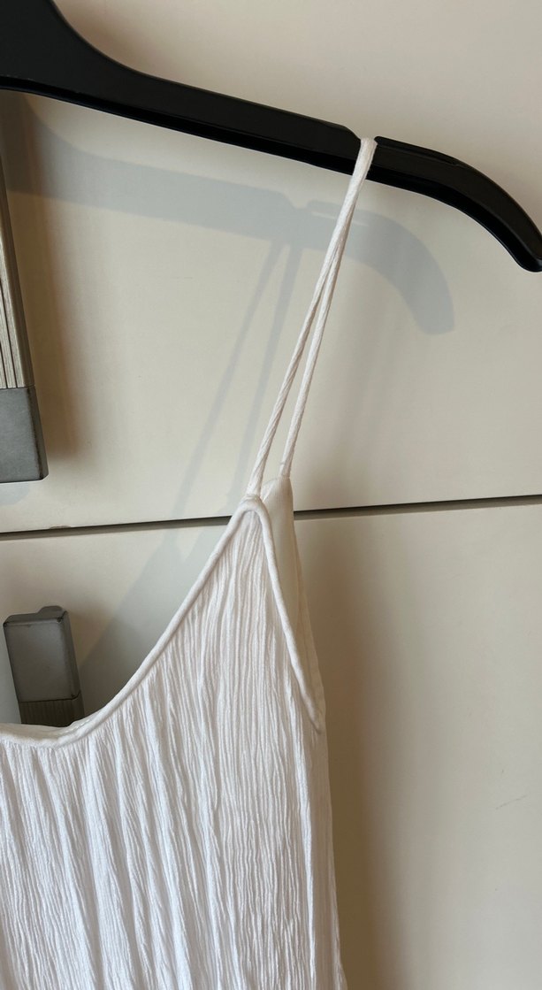 Beyaz Keten V Yaka Uzun Elbise . İçi astarlı , iç göstermez . - Görsel 3