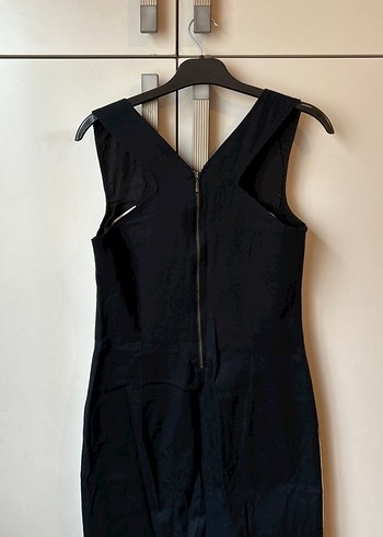 Siyah Beyaz Çizgili V Yakalı Kolsuz Kalem Elbise - Görsel 2