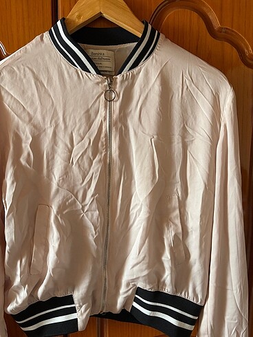 Bershca saten hirka