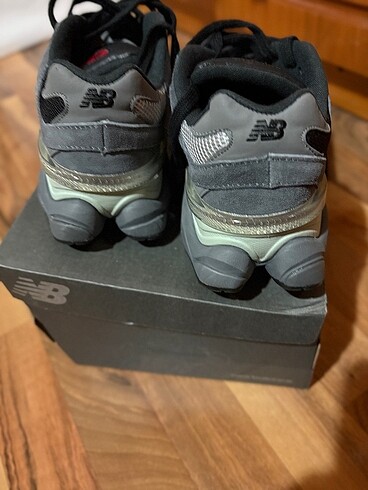 39,5 Beden siyah Renk Newbalance 6090