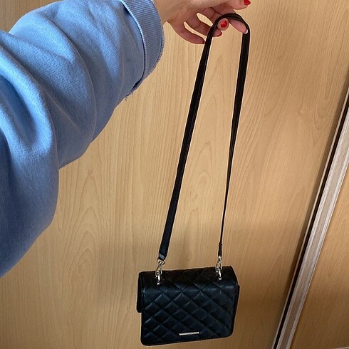 Bershka Bershka Kapitone Clutch Çanta