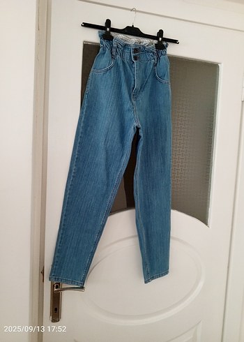 Diğer Kadın Mavi Bol Kesim Kemerli Denim Pantolon