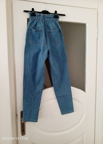 27 Beden mavi Renk Kadın Mavi Bol Kesim Kemerli Denim Pantolon