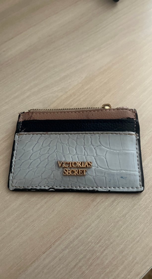 Victoria's Secret Gri Yılan Desenli Kadın Cüzdanı - Görsel 2