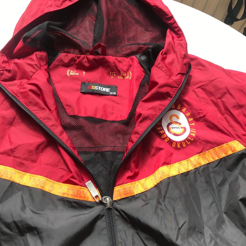 Galatasaray Orjinal Yağmurluk - Görsel 2