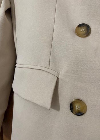 40 Beden Düğmeli Bej Mini Kadın Blazer Ceket