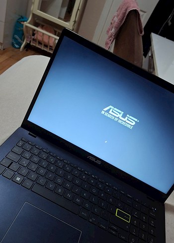 Asus Mavi ASUS Monitör