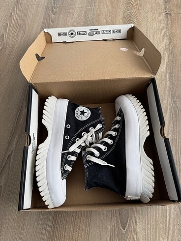 36 Beden siyah Renk Orijinal Converse