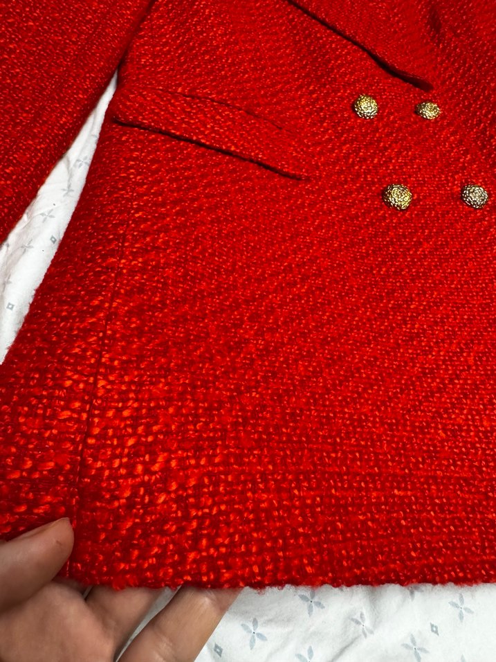 Kırmızı ceket - Görsel 3