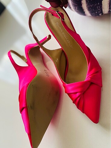 40 Beden Stiletto
