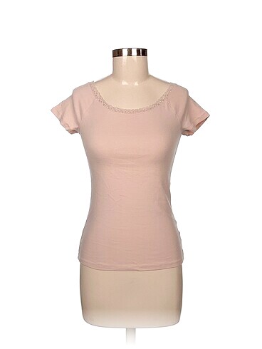 Benetton T-shirt %70 İndirimli.