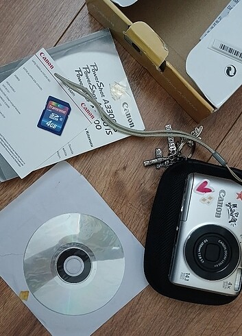 Dijital Fotoğraf makinesi camera canon a2200 