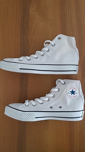 Converse beyaz ayakkabı