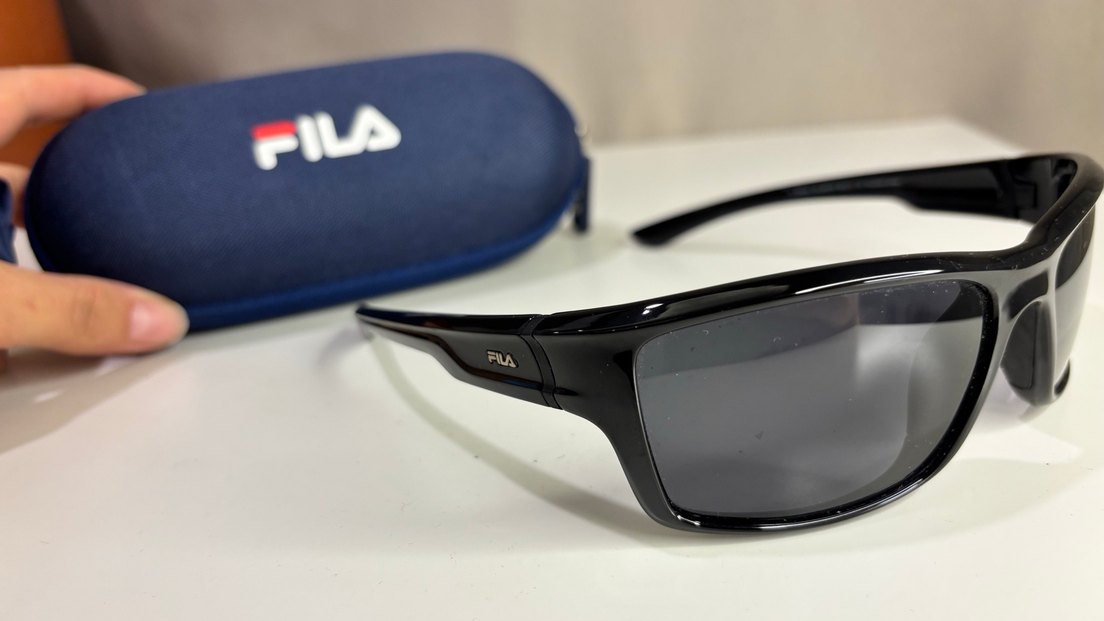 Siyah Minimalist Erkek Güneş Gözlüğü - Görsel 2