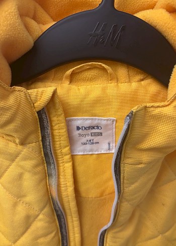 Sarı Erkek Çocuk Kapitone Mont - Görsel 2