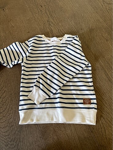 H&M sweat