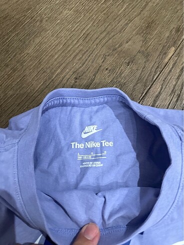 8 Yaş Beden Mor Nike tişört