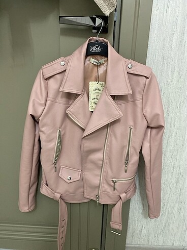 Pembe deri ceket