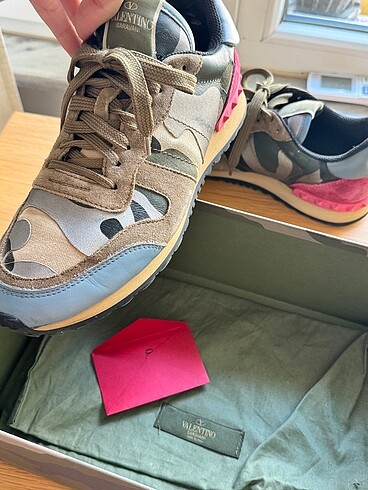 39,5 Beden Valentino Spor Ayakkabı