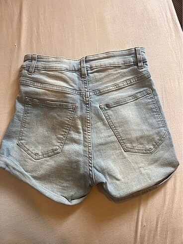 34 Beden H&M şort