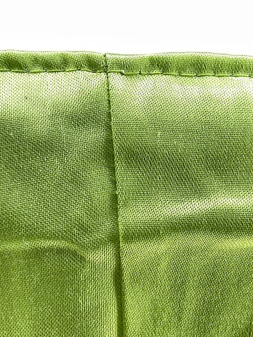 universal Beden yeşil Renk Diğer Bluz %70 İndirimli.