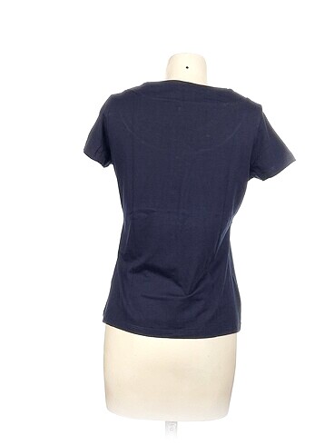 xl Beden Diğer T-shirt %70 İndirimli.