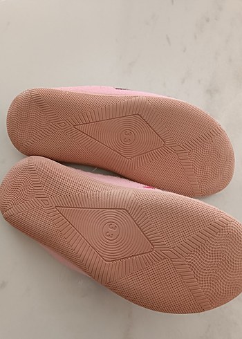 Kız Çocuk Pembe Desenli Sıcak Ev Terliği - Görsel 3