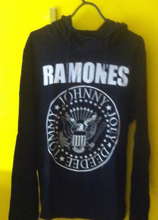 BERSHKA RAMONES HOODIE 