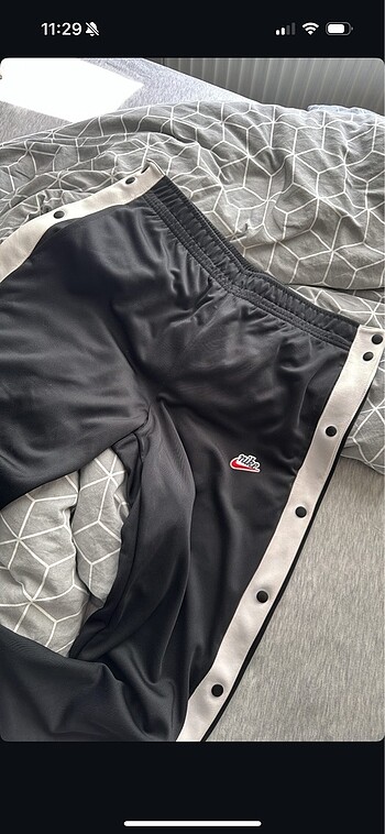 nike tearaway jogger large beden
