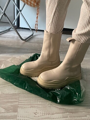 38 Beden Nişantaşı shoes bot