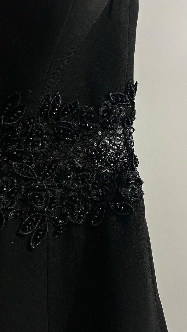 Boncuk İşlemeli Siyah Straplez Uzun Abiye Elbise - Görsel 2