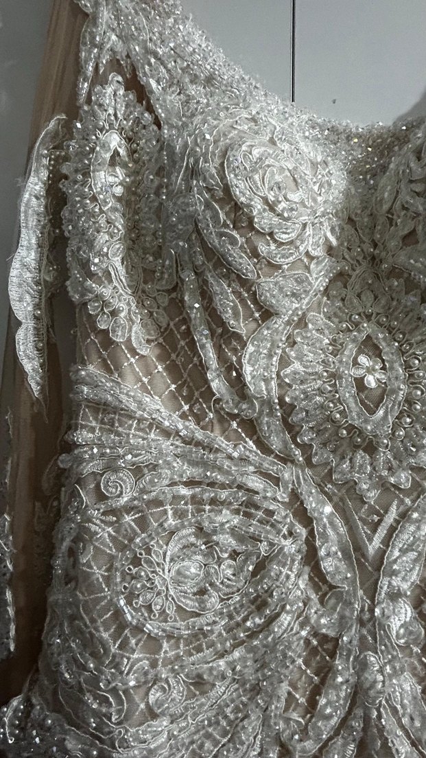 İşlemeli Uzun Kollu Bej Abiye Elbise nişan - Görsel 2