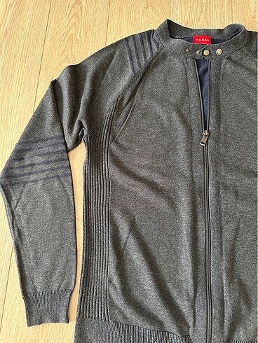 Guess original hırka